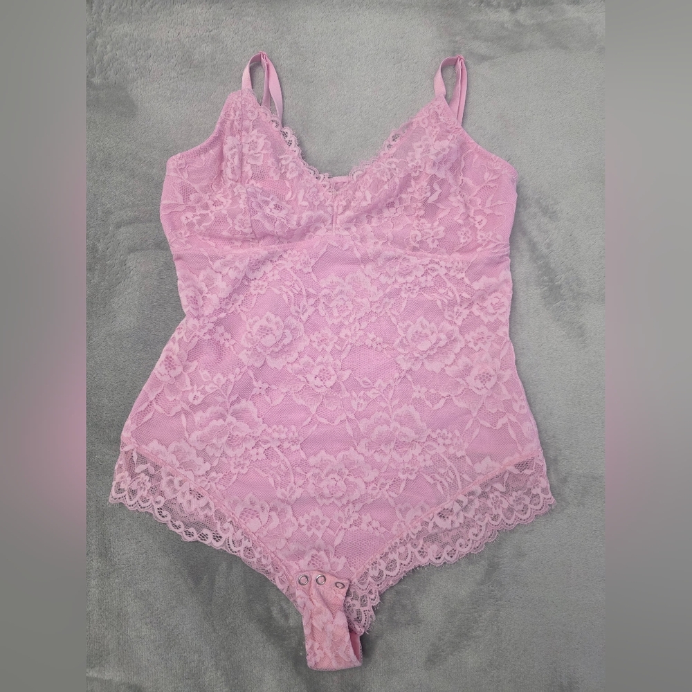 Lace V-Neck Bodysuit Tank Top - Pink - Picture 5 of 7